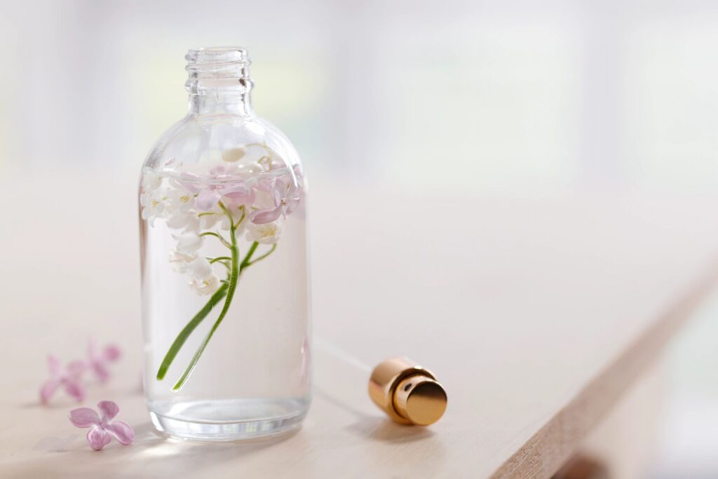 Homemade body spray with flowers
